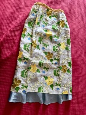 VTG Y2K Crewel Embroidered Silk Layered Skirt  S/M